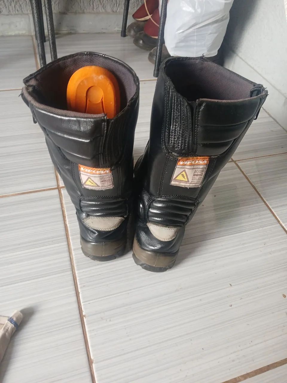 Bota de eletricista 