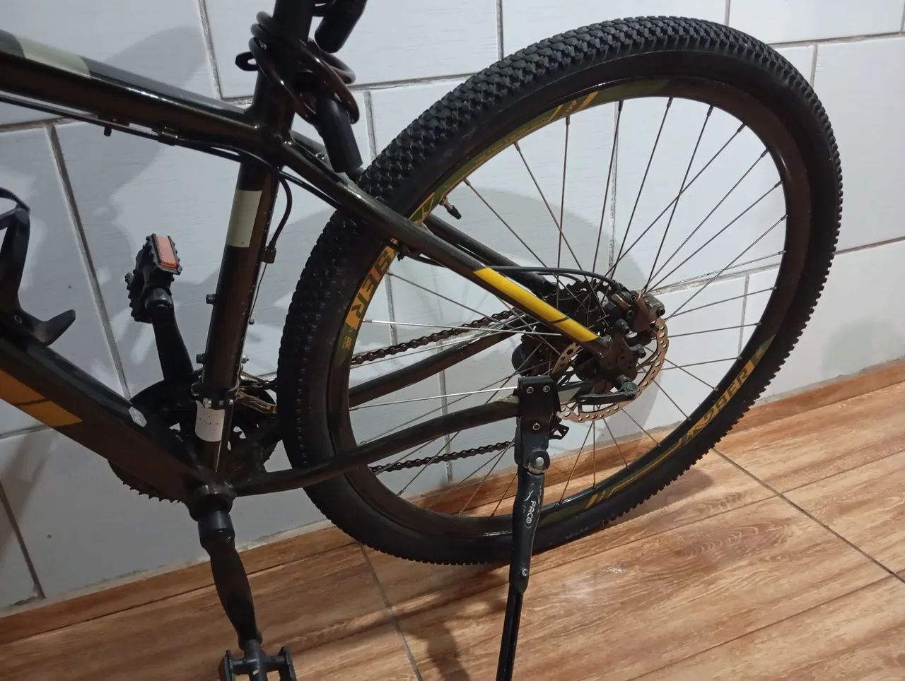 Bicicleta Caloi Vêlox Aro 29 semi nova  - Foto 3