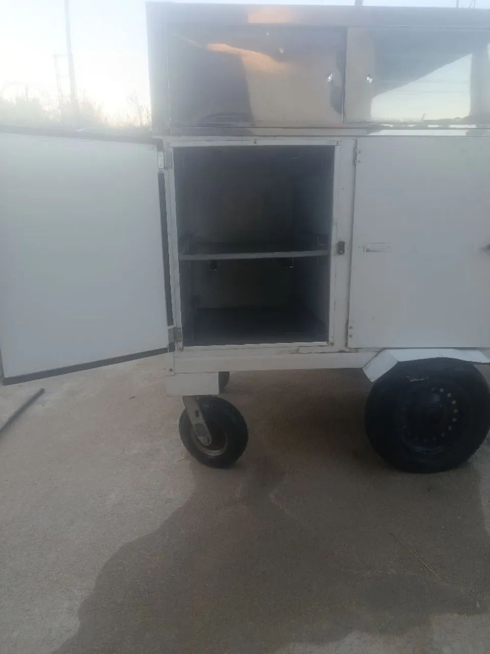 Vende-se carrinho de hotdog ou doces - Foto 3