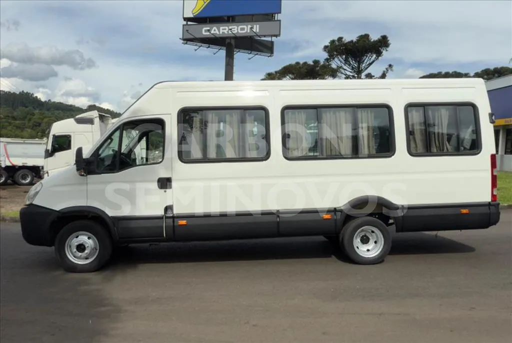 IVECO DAILY 50C17 MINIBUS 18+1 2019/2020 - Foto 7