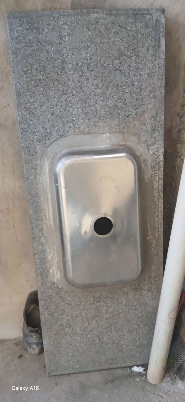 Pia de mármore com Cuba inox 