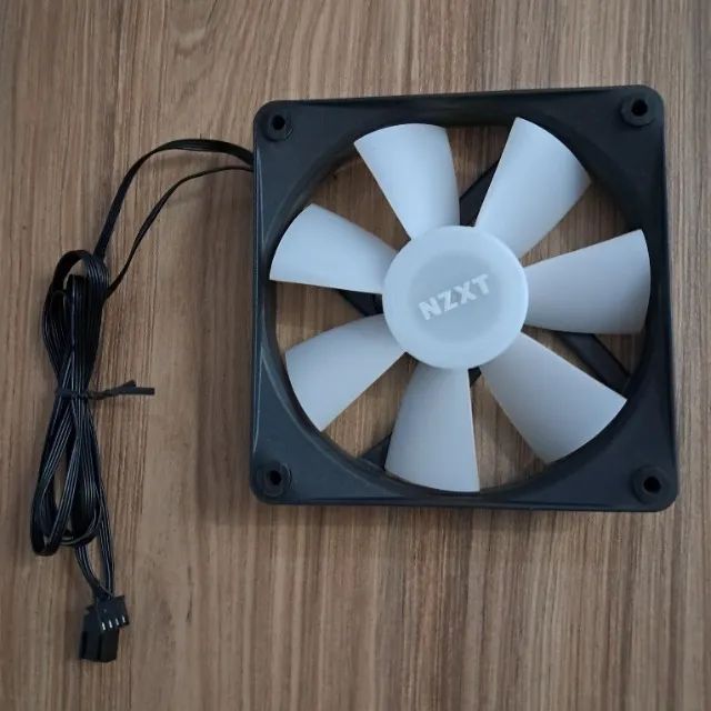 Kit 3x ventoinhas NZXT F120 RGB  - Foto 2