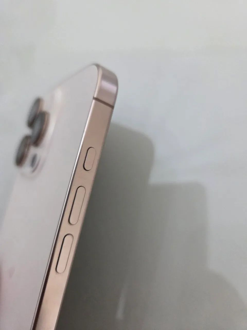 IPhone PRO 16.     - Foto 3