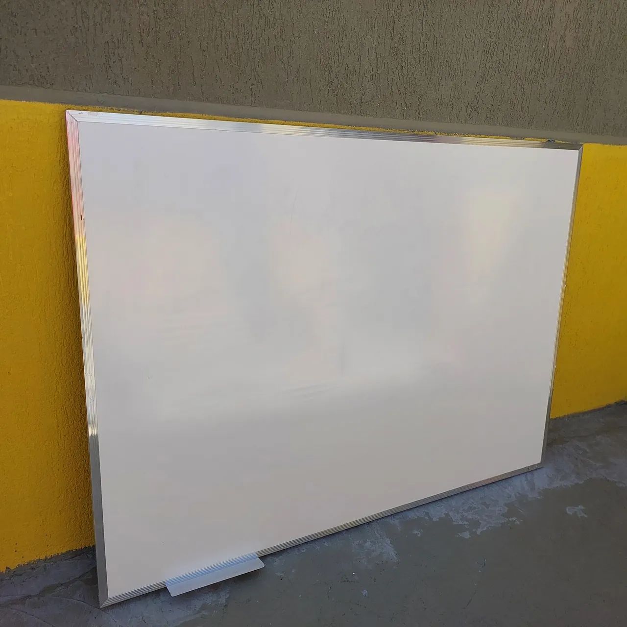 Quadro branco/losa 1.50x1.12cm - Foto 2