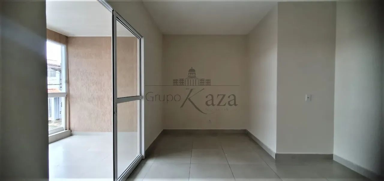 Oportunidade - Casa - Bosque dos Eucaliptos - 3 Dormitórios - 110m².