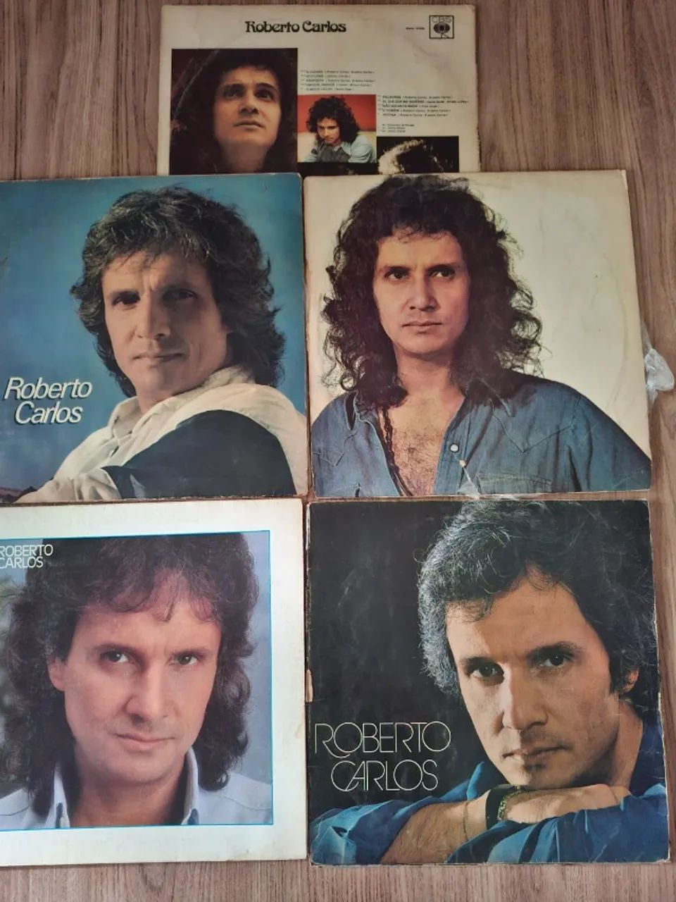 [LOTE EXCLUSIVO] Coleção de Vinis - Roberto Carlos, ABBA, Trilhas de Novela e MPB