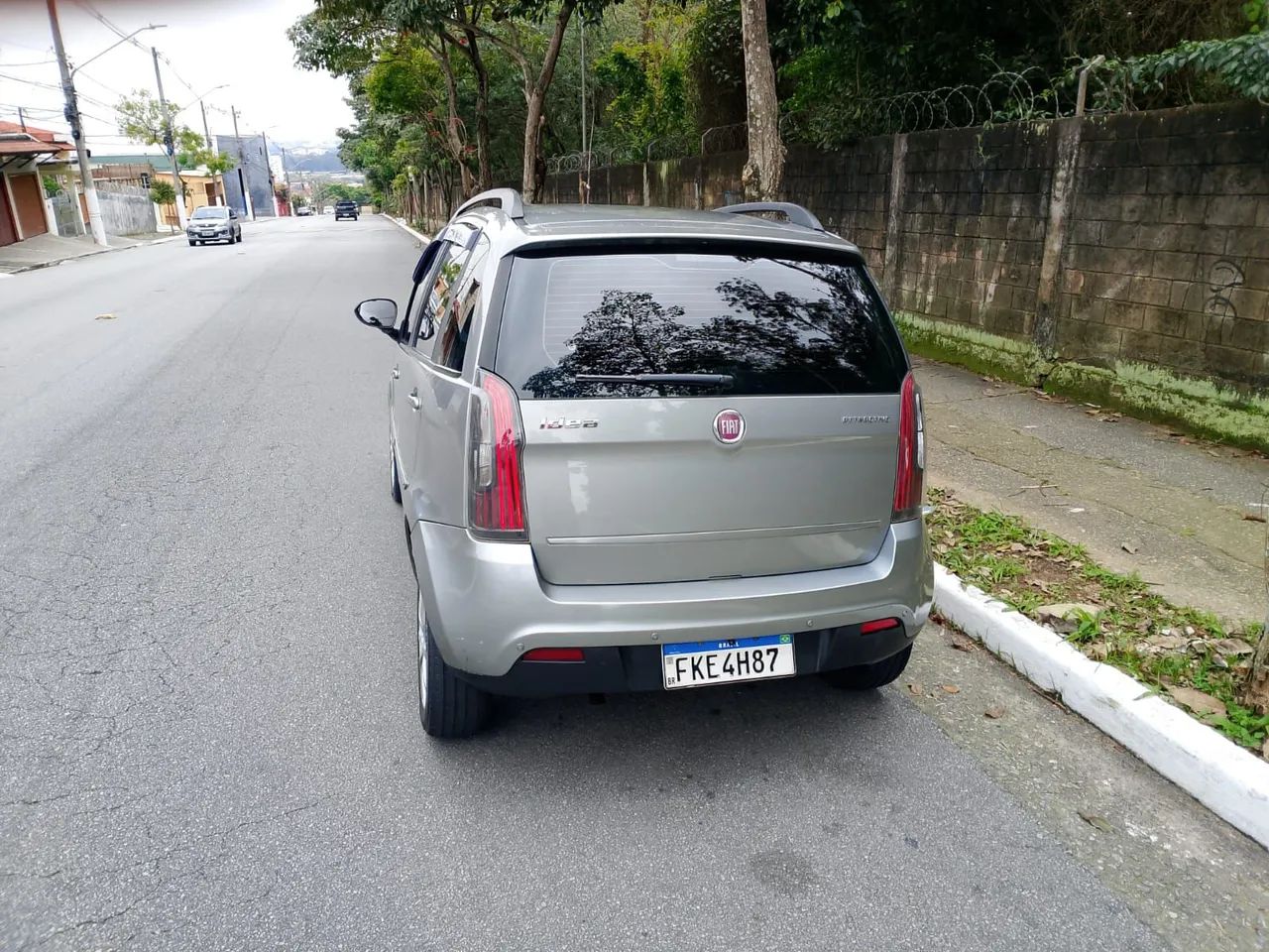 Fiat Idea Attractive 1.4 Fire Flex 8V 5P 2014 - Foto 3