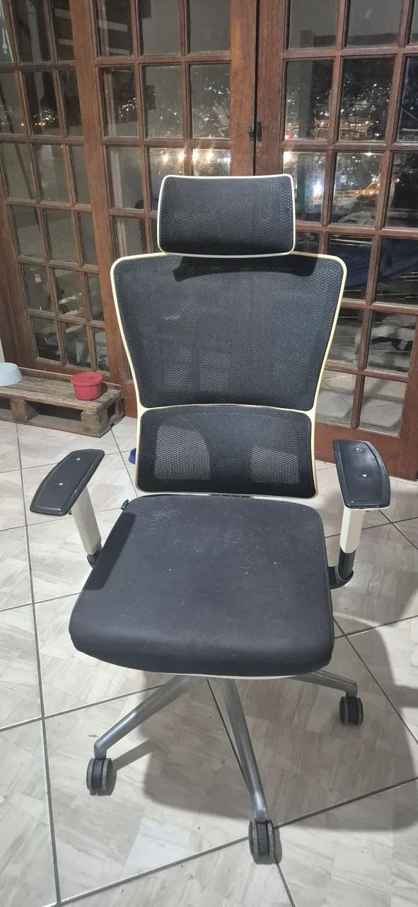 Cadeira escritório ergonômica 
