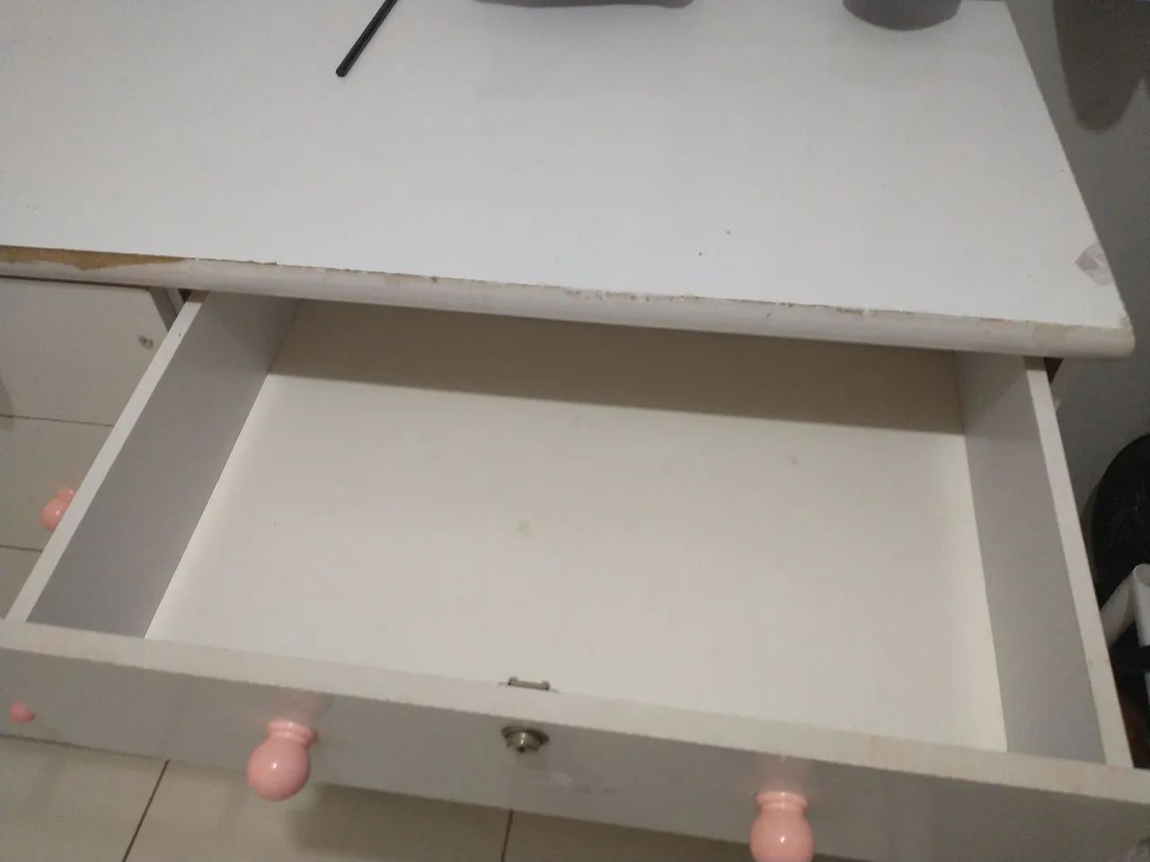Cômoda madeira MDF 8 gavetas  - Foto 4