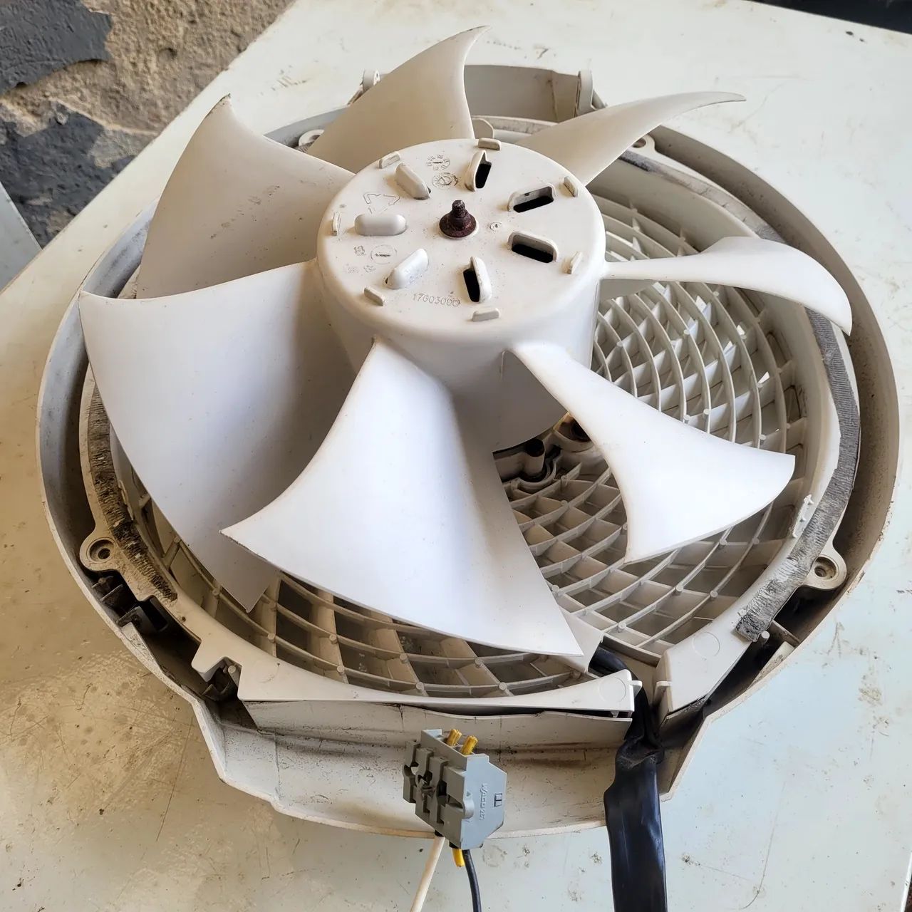 Motor elis e grade do ar 12.000 Btus MIDEA - Foto 5