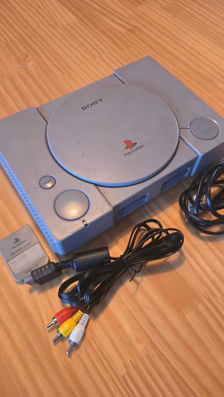 Console PlayStation One FAT + Cabos + Memory Card - Foto 2