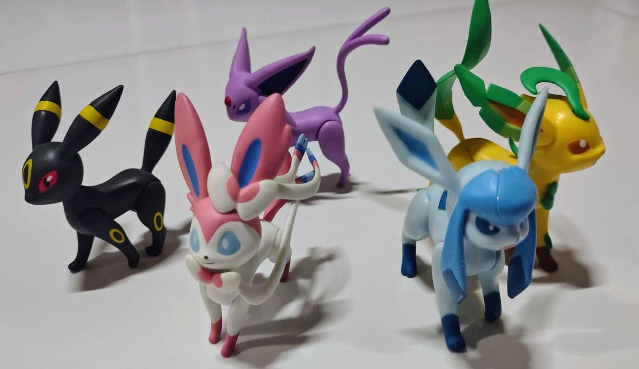 6 POKEMONs - Eevee, espeon, sylveon, glaceon, leafeon e umbreon - Sunny - Foto 4