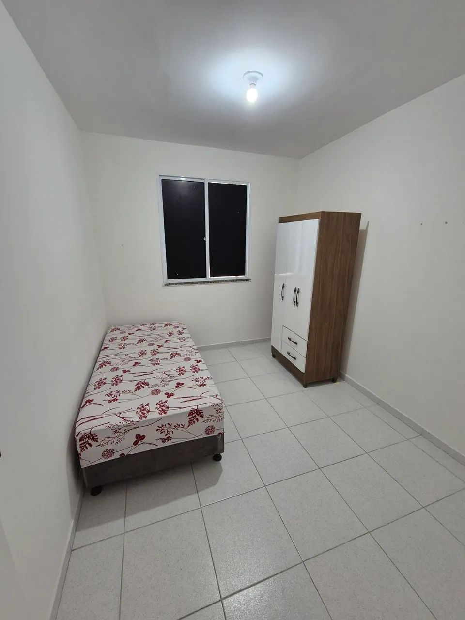 QUARTO PARA ALUGAR 