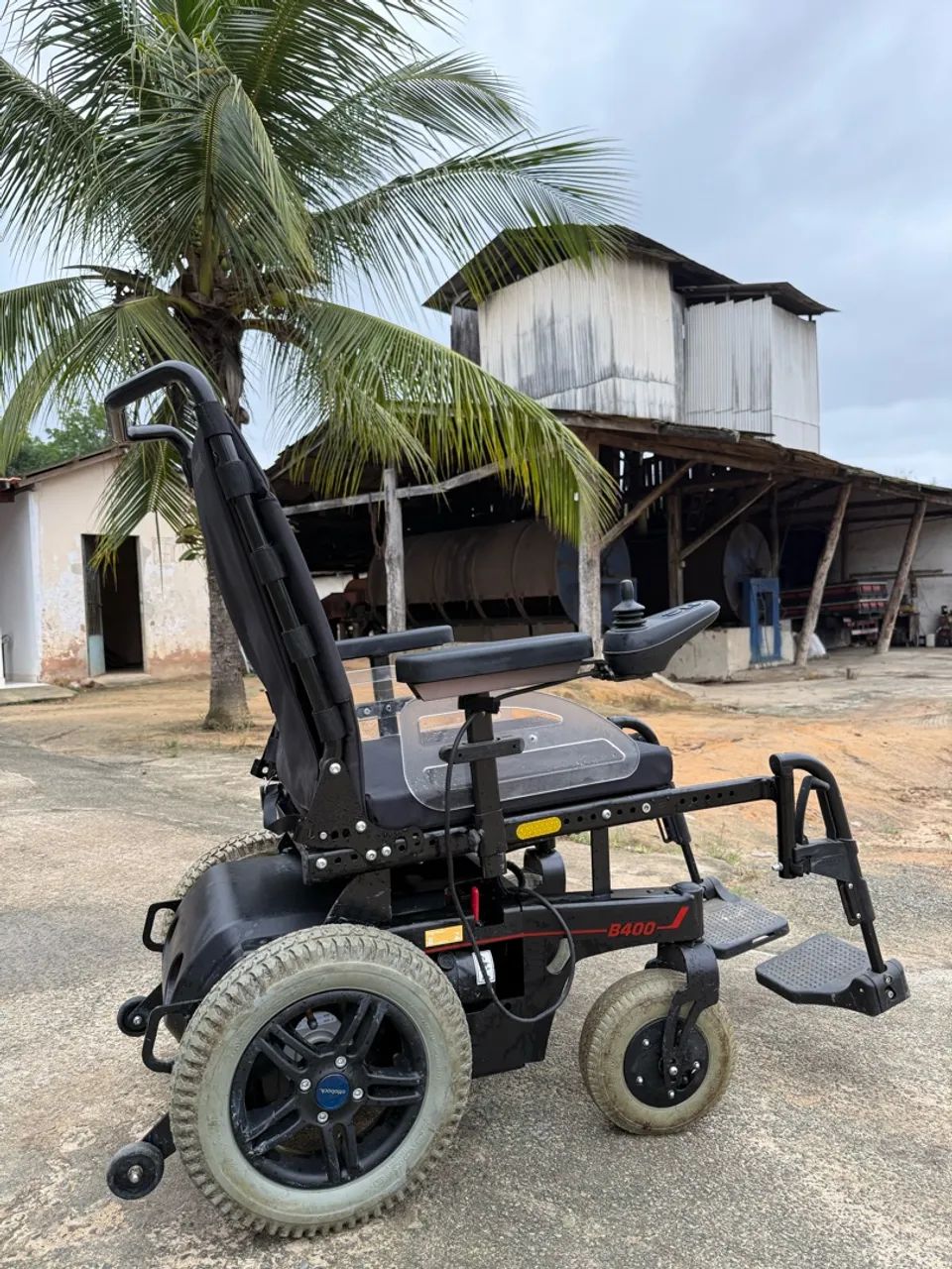 Cadeira De Rodas Motorizada Ottbock B400 - Foto 4