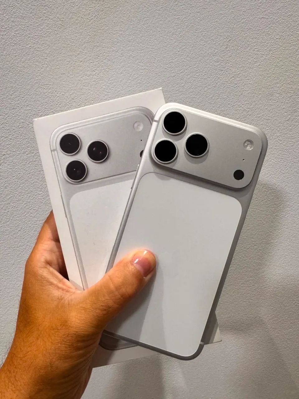 iPhone 17 pro max 