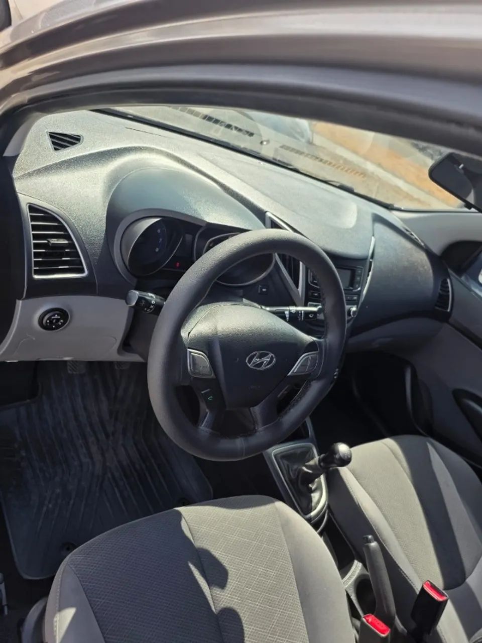 Hyundai HB20S C.plus/c.style1.0 Flex 12V Mec. 4P 2018 - Foto 5