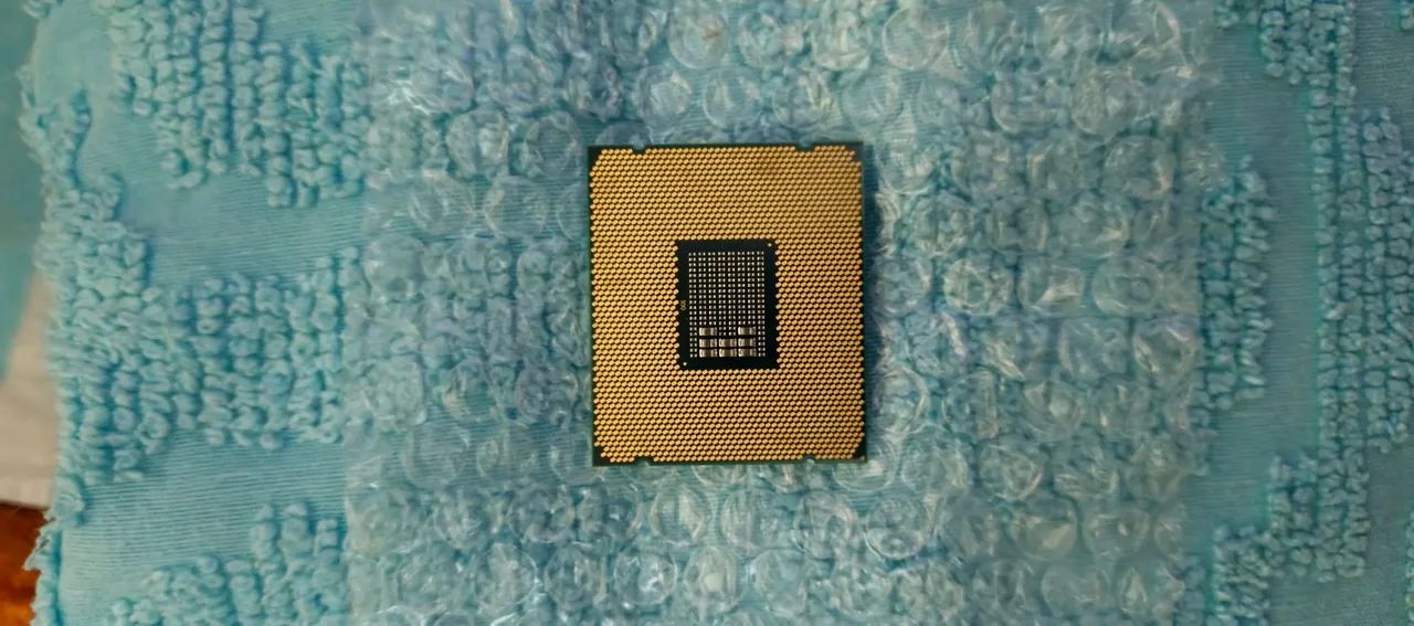 Xeon 2680 v4 - Foto 2