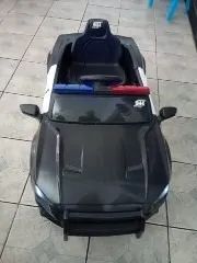 Carro elétrico infantil 