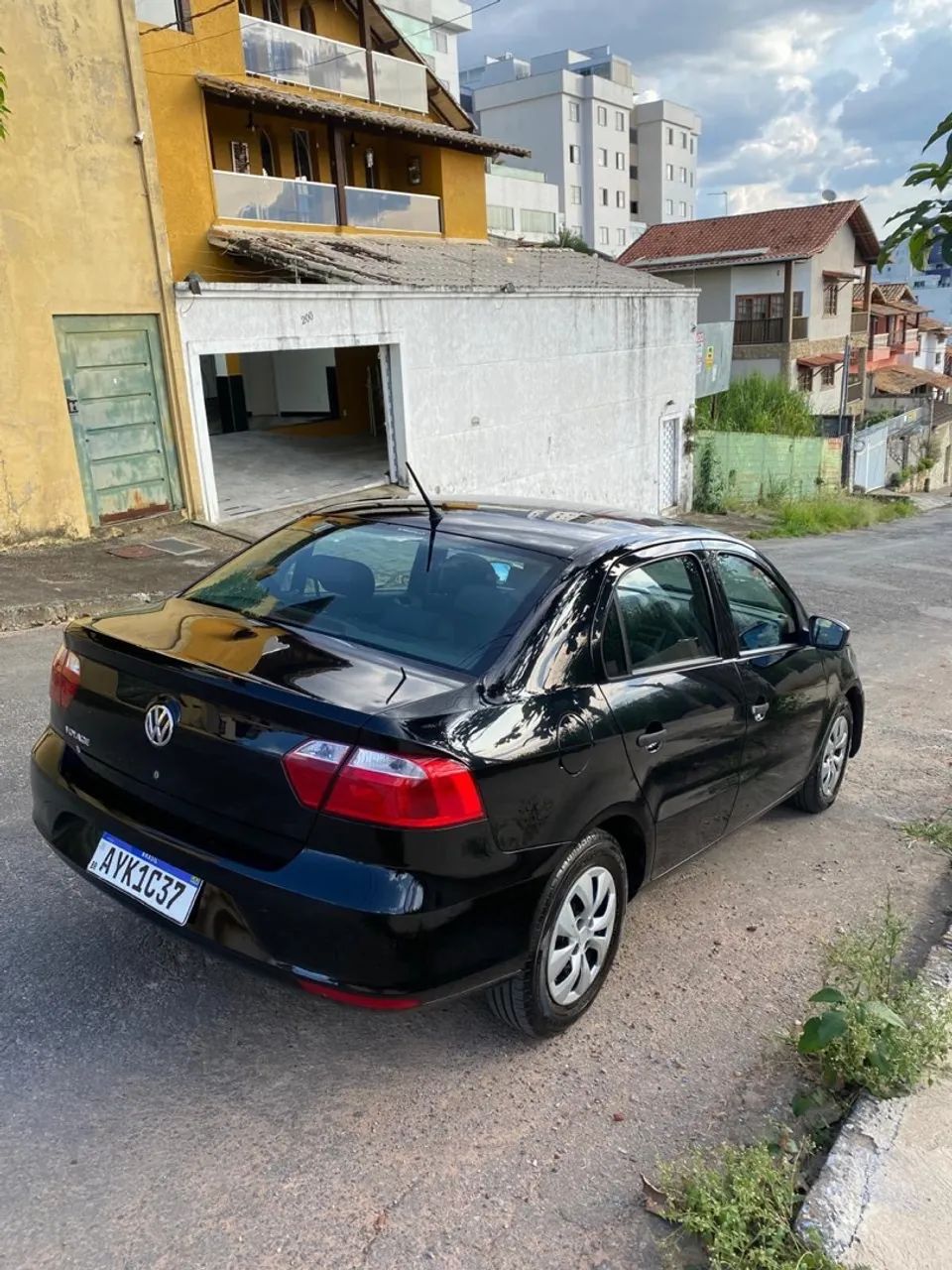 Volkswagen Voyage 1.0/1.0 CITY MI TOTAL FLEX 8V 4P 2015