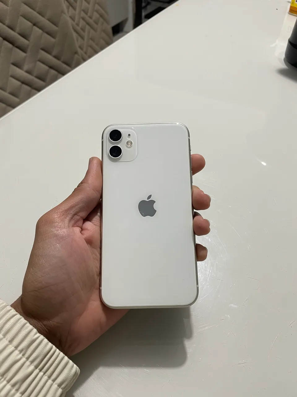 iPhone 11 64GB Branco - Celulares e Smartphones - Aventureiro