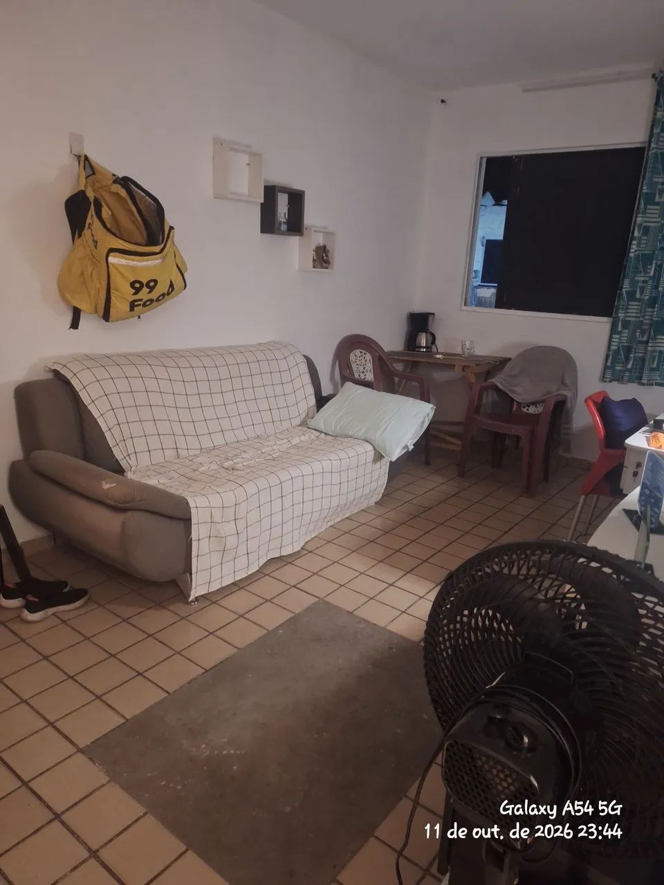 ALUGA-SE QUARTO PARA MULHERES  - Foto 4