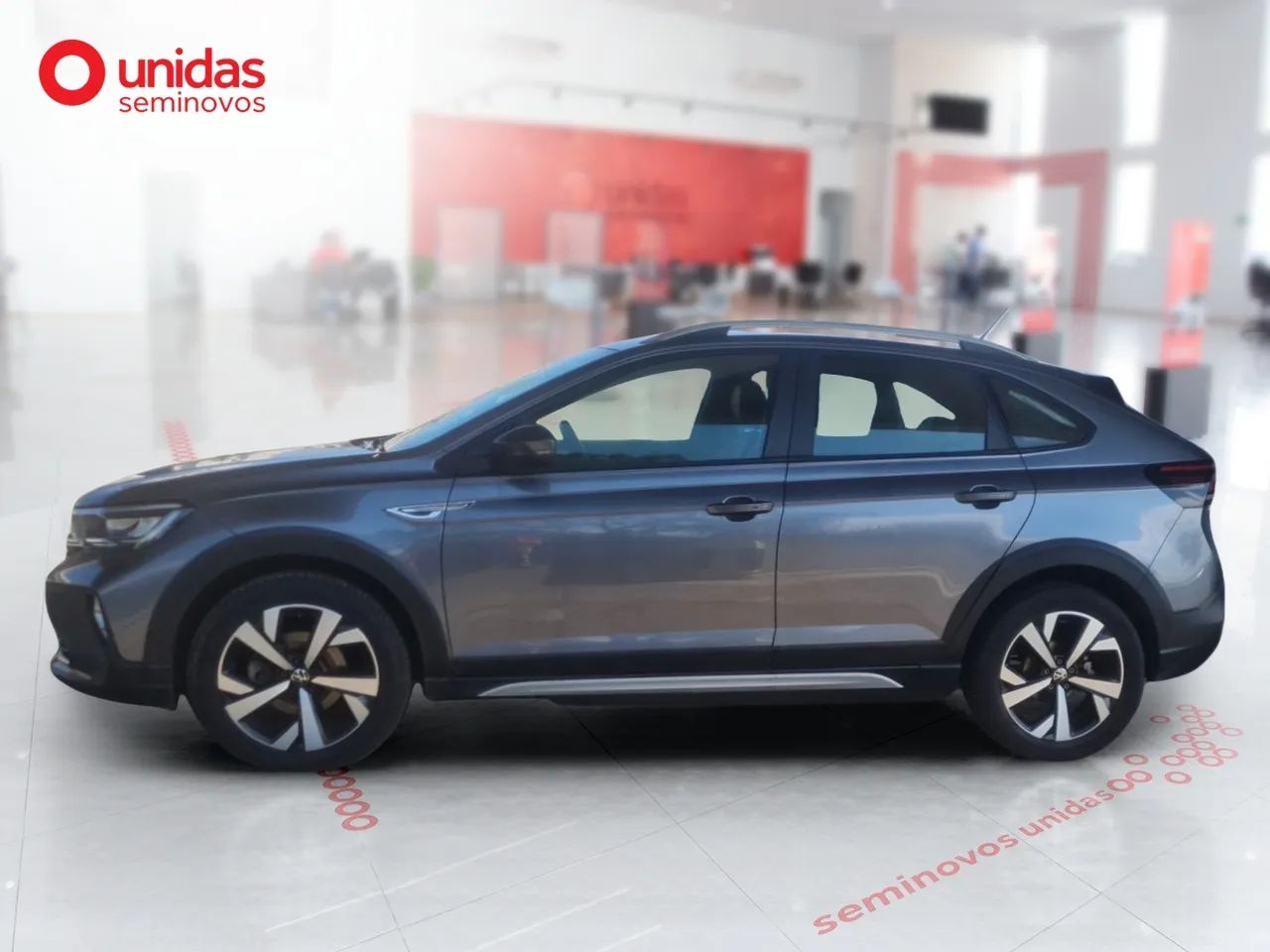 Volkswagen Nivus Highline 1.0 200 TSI Flex Aut., foto 2 de 17