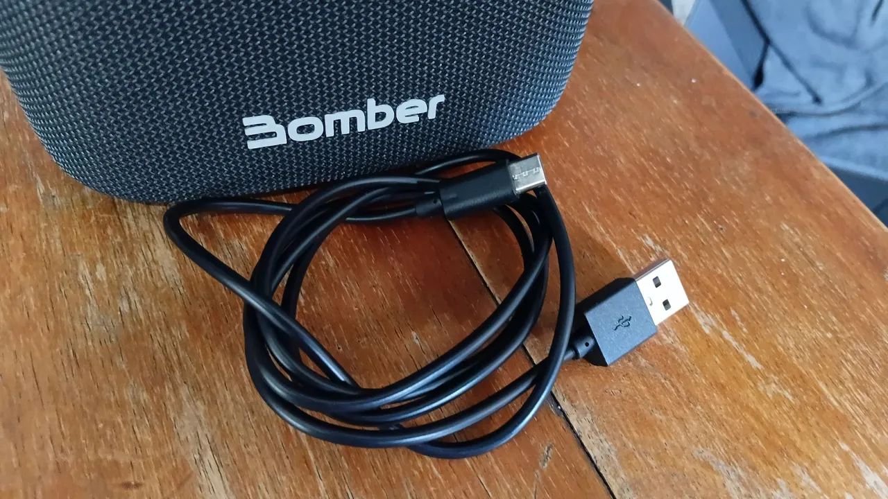 Caixa de som bomber Bag 12Wrms Bluetooth - Foto 5