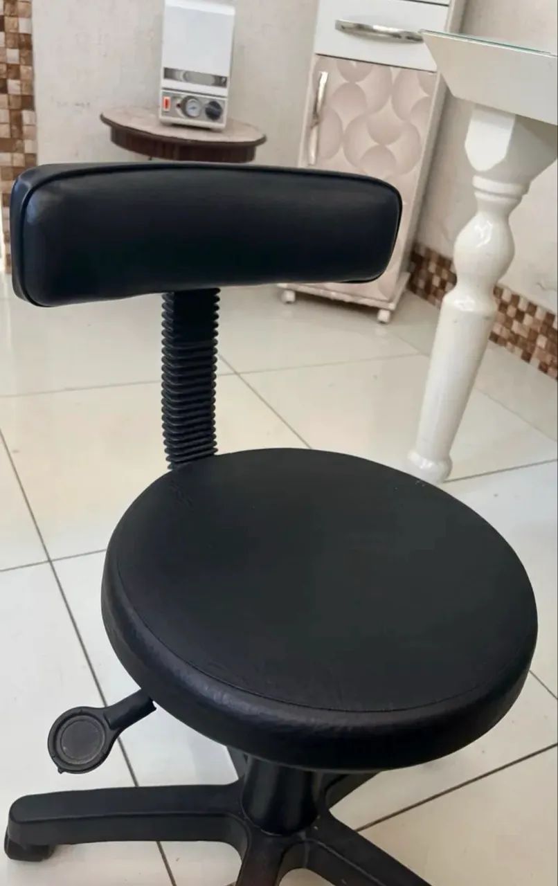Vendo cadeira mocho 