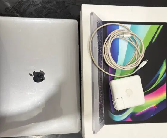 Macbook PRO M1 (2020) - Foto 2