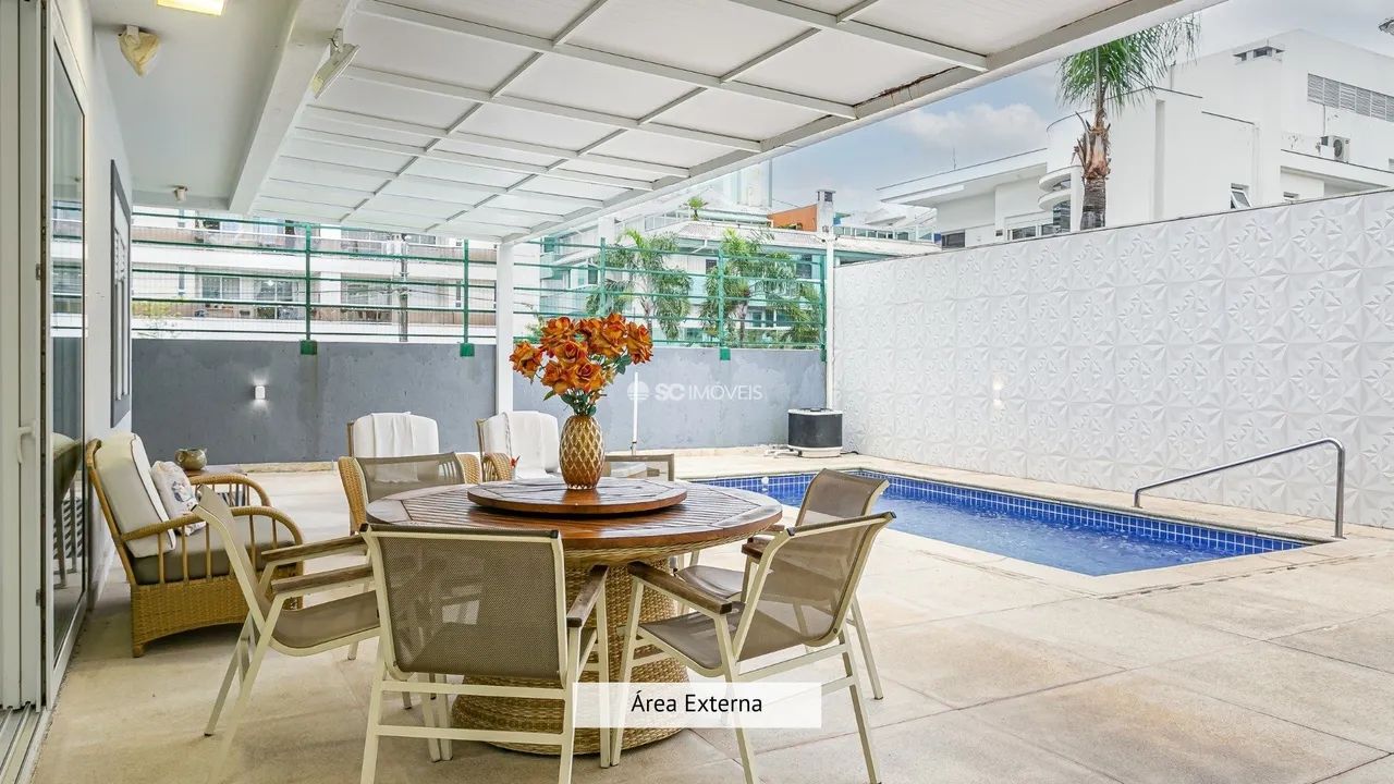 Casa com 5 Dormitórios e Piscina - Jurerê - Foto 3