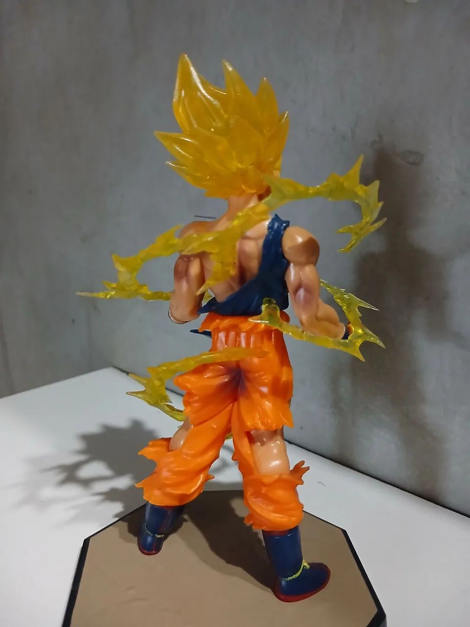 ACTION FIGURE GOKU SSJ - Foto 2