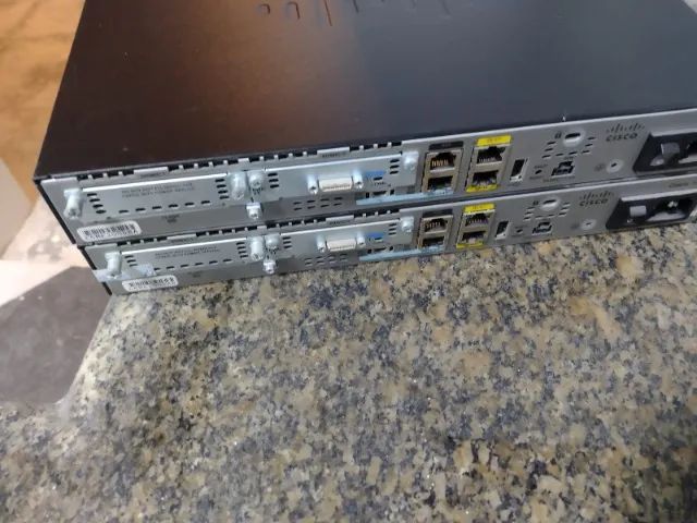 Roteador cisco 1905 - Foto 2