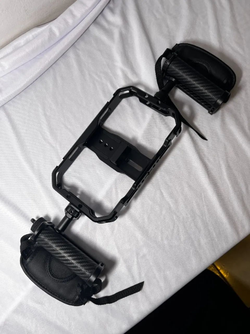 Gimbal Estabilizador para Celular com Handle Grip, Case Uurig - Foto 2