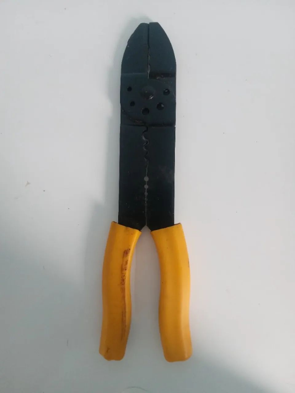 Alicate Multiuso Stanley Modelo 84-223 - Foto 2