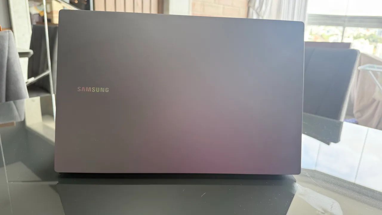Vende-se notebook SAMSUNG GALAXYBOOK4 - Foto 5