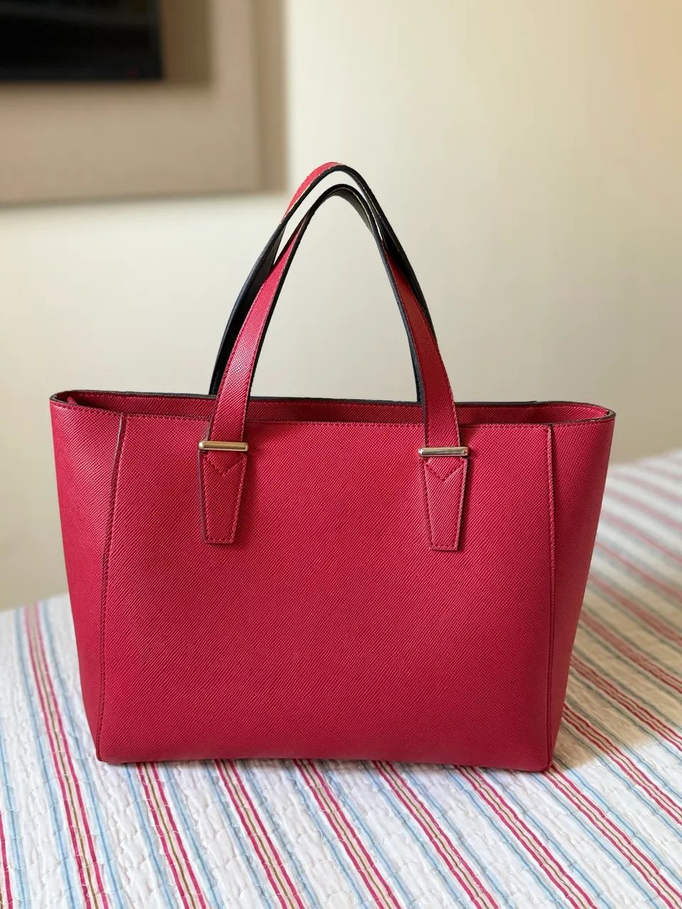 Vendo Bolsa original Guess. - Foto 2