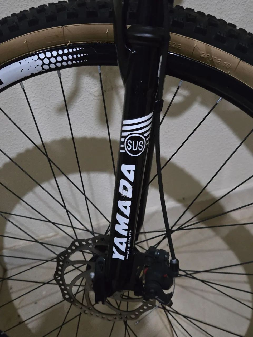 Bicicleta marca KSW, aro 29, usada - Foto 2