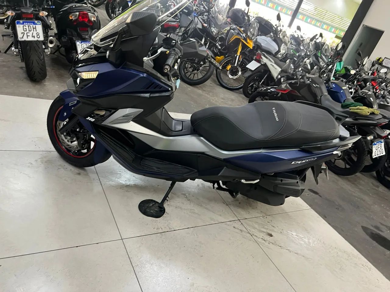 DAFRA CRUISYM 300 - Foto 5