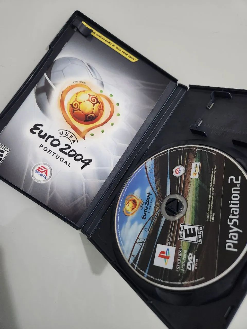 UEFA Euro 2004 ポルトガル ランチョンマット　入手不可能 UEFA Euro 2004 Portugal | PS2 | Original - Jogos de Vídeo Game