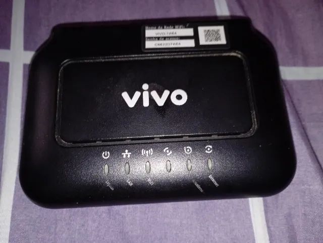 Modem de internet, banda larga, cabo Metálico.