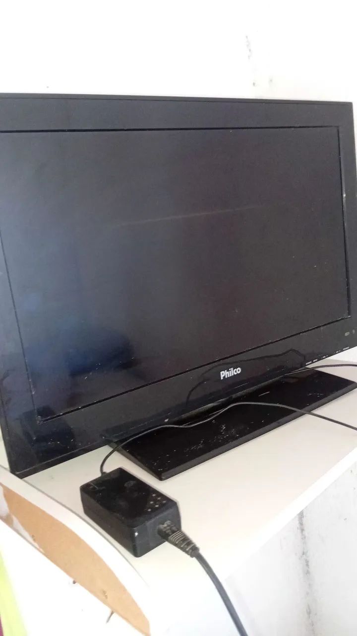 Vendo TV Philco 21 polegadas tela queimada ,
