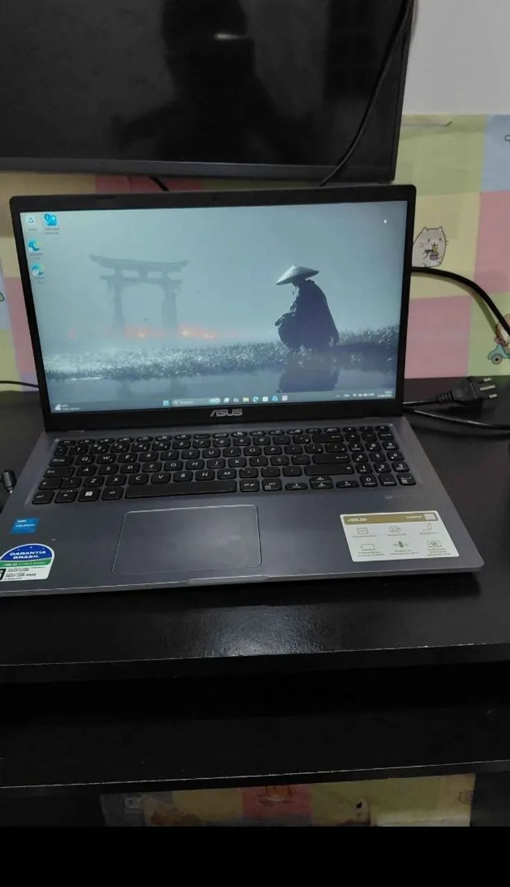 Vendo notebook novo so com 6 meses de uso