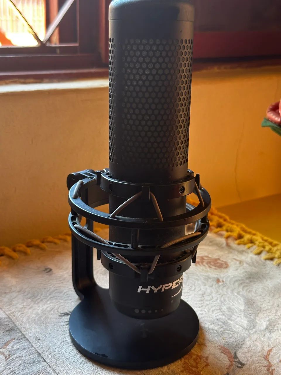 HyperX QuadCast S NOVÍSSIMO - Microfones e Gravadores - Guará II