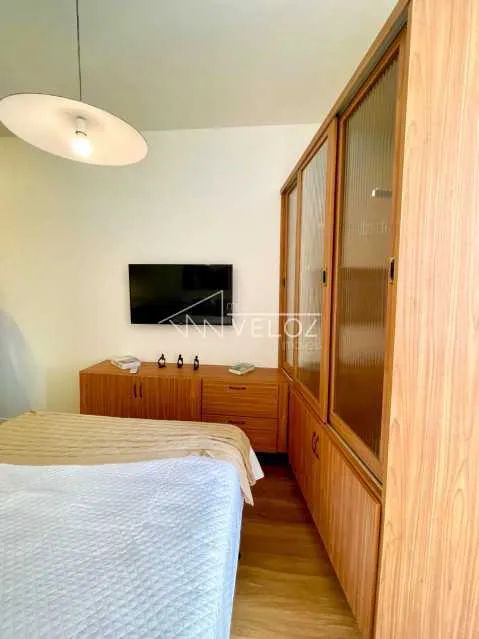 Kitnet/Conjugado : / Residencial / Centro
