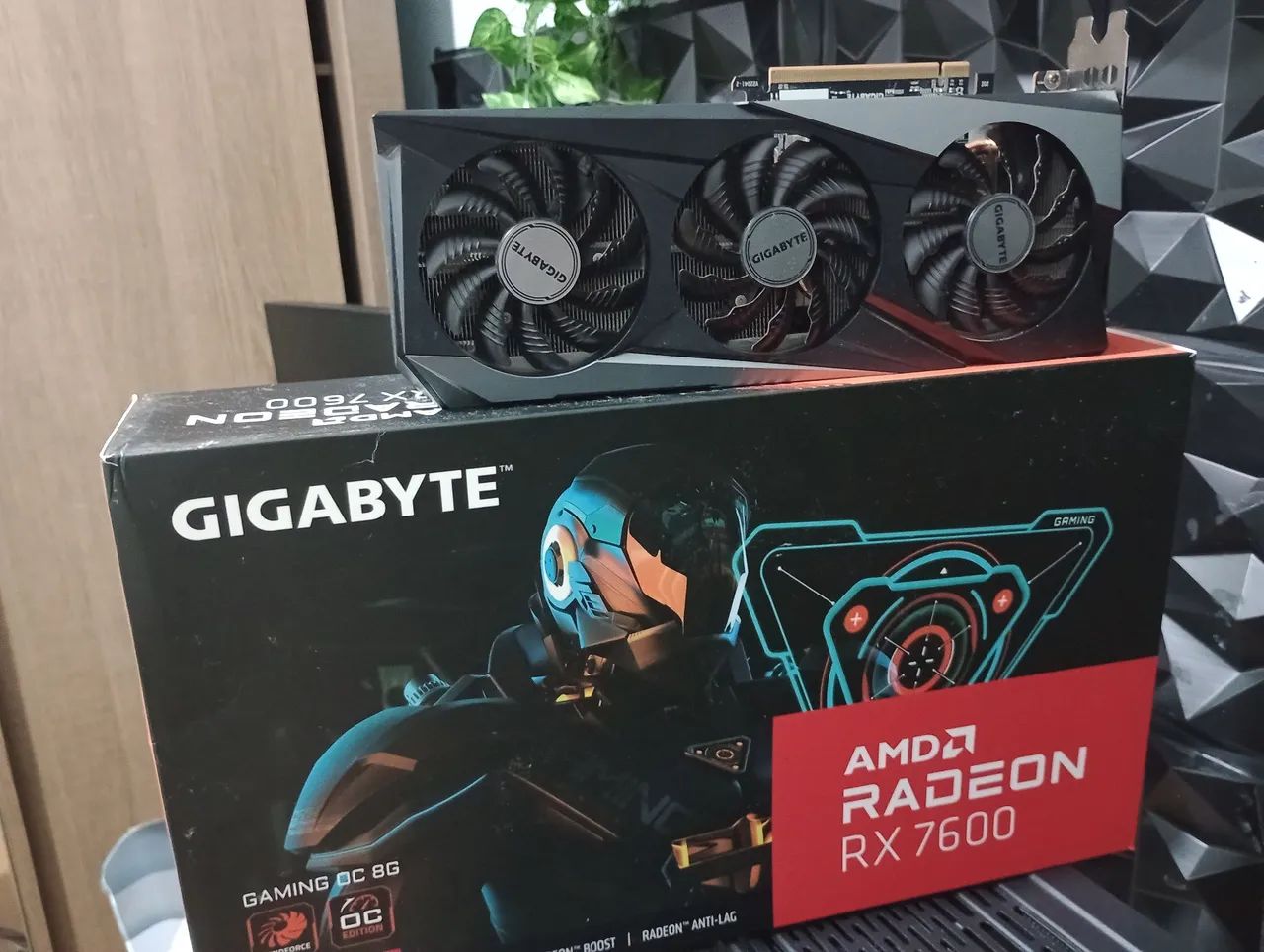RX 7600 8GB