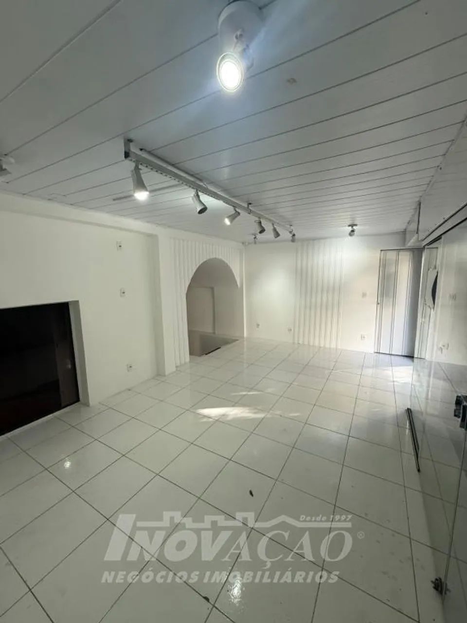 Sala Térrea / Loja comercial Centro Caxias do Sul - Foto 3