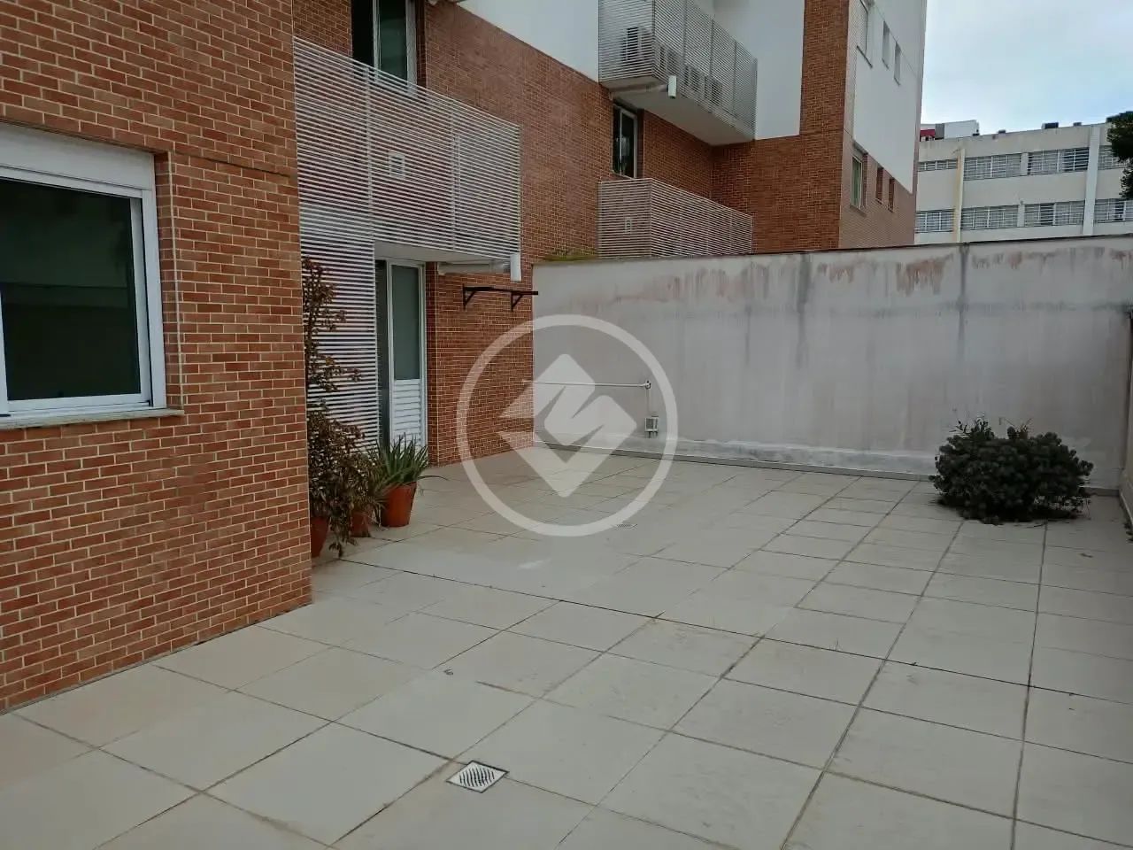 GHO-373897 - Apartamento Garden | 2 dormitórios com 1 suíte - Centro - Foto 3