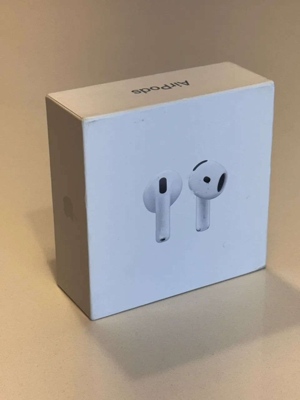 Apple AirPods 4 com Cancelamento Ativo de Ruído (ANC) MXP63LL/A