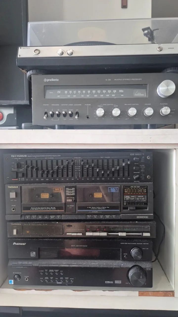 som vintage  85  * technics gradiente cygnus sony receiver equalizador - Foto 2