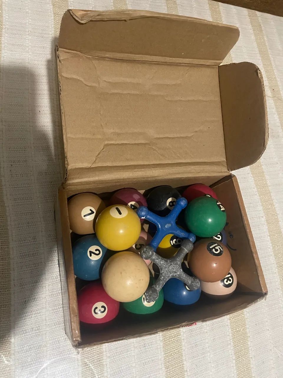Vendo jogo de bolas de sinuca usado - Foto 4